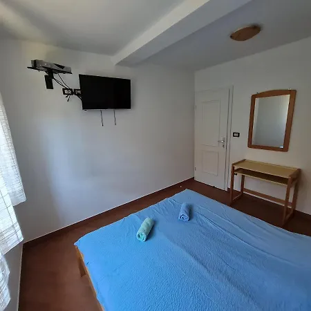 Apartment Nada *
